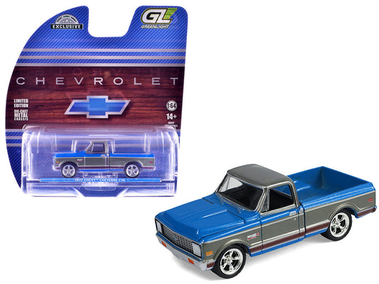 1972 Chevrolet Cheyenne C10 Short Bed Pickup Truck Electric Blue and Gunmetal Gray Metallic "Hobby Exclusive" Series 1/64 Diecast Model Car by Greenlight-4