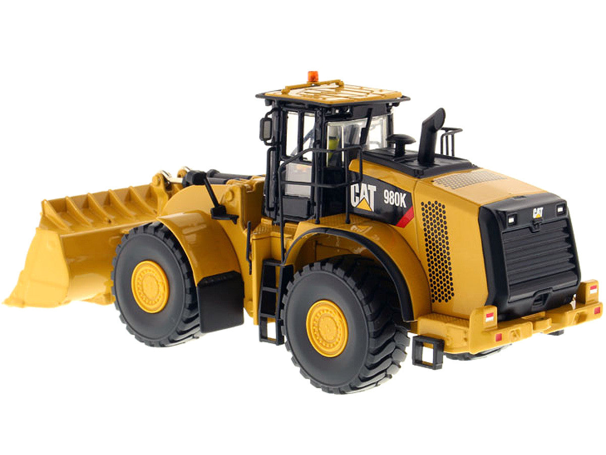 CAT Caterpillar 980K Wheel Loader Rock Configuration with Operator "Core Classics Series" 1/50 Diecast Model by Diecast Masters-1