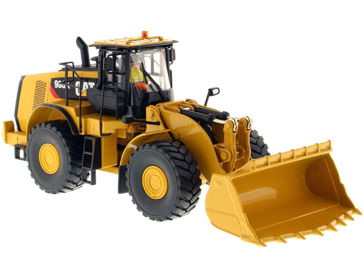 CAT Caterpillar 980K Wheel Loader Rock Configuration with Operator "Core Classics Series" 1/50 Diecast Model by Diecast Masters-4