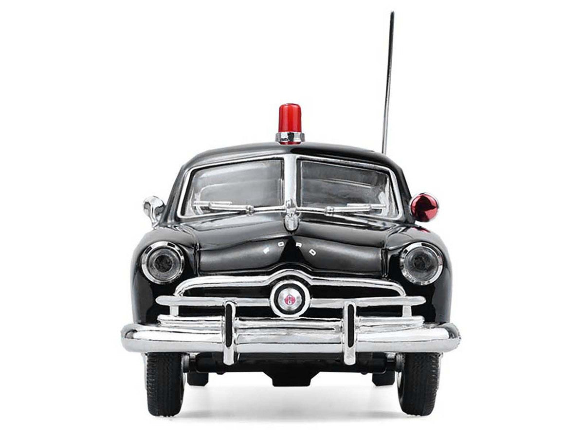 1949 Ford Custom Police Car "Chicago Police Department" Black 1/64 Diecast Model Car by Greenlight-3